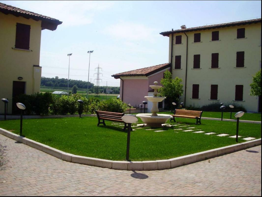 Designcontrodesign Villa Desenzano del Garda Eksteriør billede