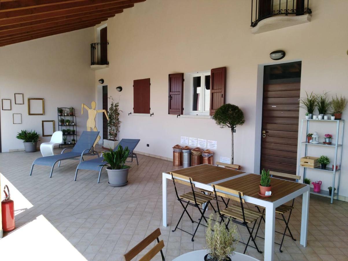 Designcontrodesign Villa Desenzano del Garda Eksteriør billede